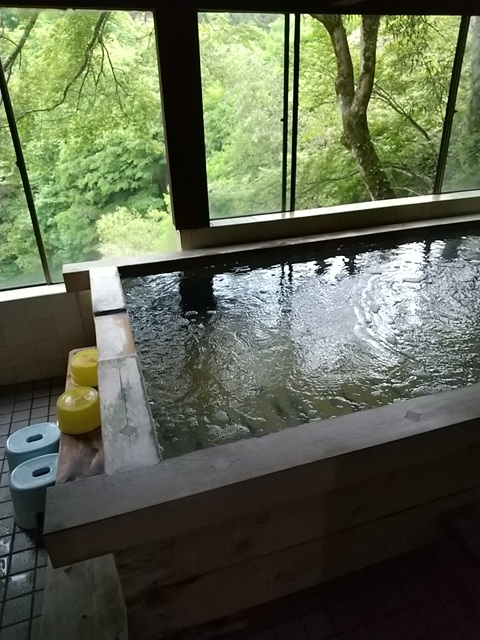 陣谷温泉３